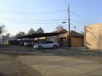 606 Downey Ave in Modesto, CA - Building Photo - Building Photo