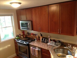 1 Terrace St, Unit A6 in Boston, MA - Foto de edificio - Building Photo