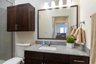 Sorrento Villas in Hobbs, NM - Building Photo - Interior Photo