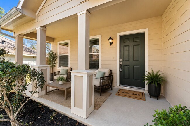 property at 6 Druids Glen Pl