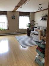 240 Jackson St-Unit -627 in Lowell, MA - Building Photo - Building Photo