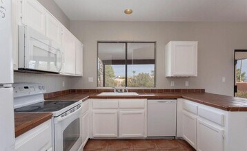15013 N Calle Del Prado in Fountain Hills, AZ - Building Photo - Building Photo