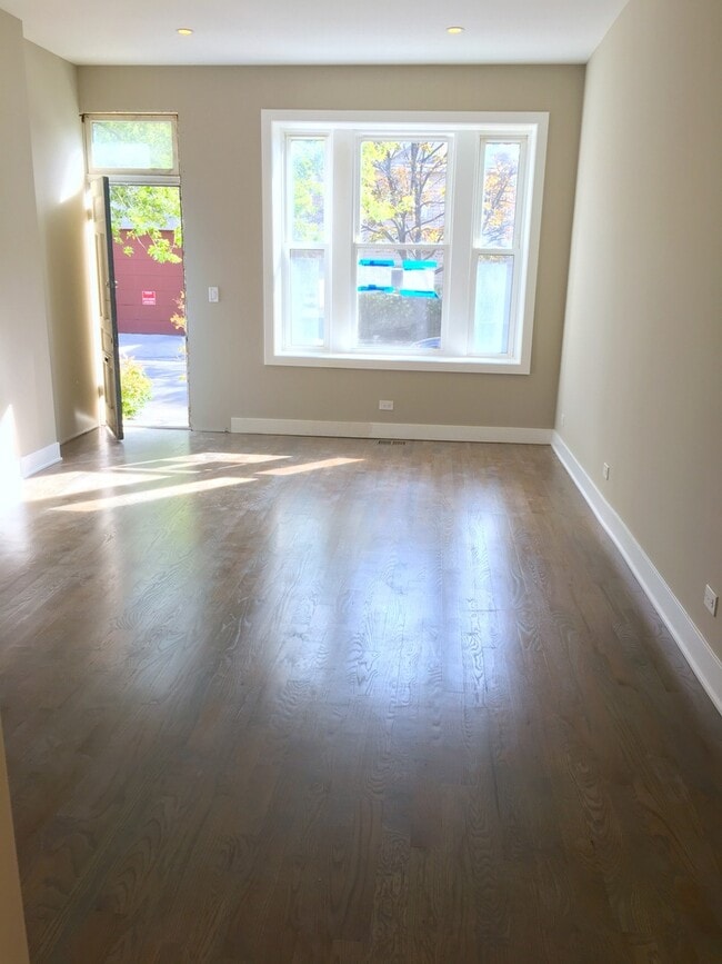 1944 N Wood St in Chicago, IL - Building Photo - Building Photo