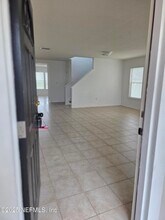 2511 Britney Lakes Ln in Jacksonville, FL - Building Photo - Building Photo