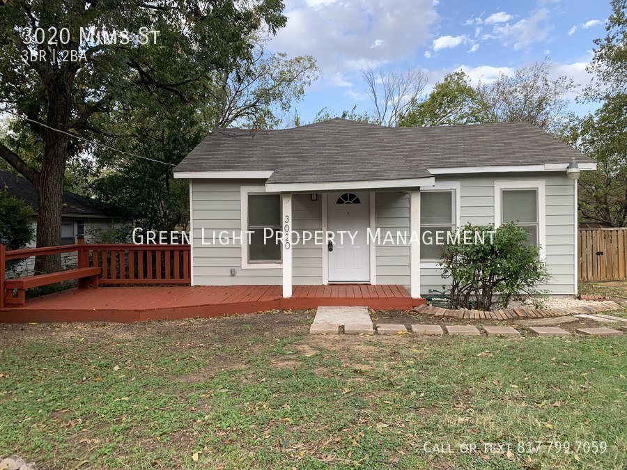 3020 Mims St in Fort Worth, TX - Building Photo