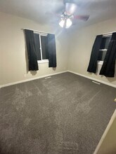 208 Yetley St in Garwin, IA - Building Photo - Building Photo