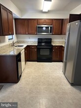 5141 King Charles Way in Bethesda, MD - Building Photo - Building Photo