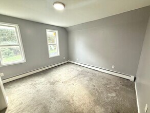 1245 19th St in Watervliet, NY - Building Photo - Building Photo