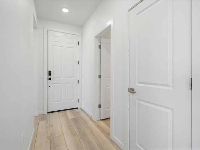 property at 6153 N Ceylon St