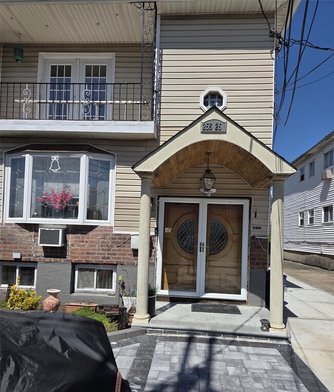 property at 255-25 149th Rd