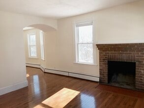 113 Ashland St in Melrose, MA - Building Photo - Building Photo