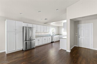 2721 Willow Basket Ln in Las Vegas, NV - Building Photo - Building Photo