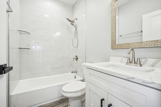628 N Long Ave in Chicago, IL - Building Photo - Building Photo