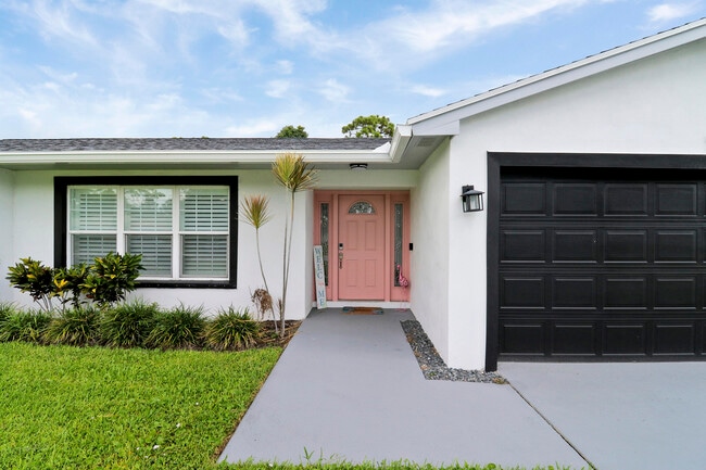 509 Oak Terrace in Jupiter, FL - Building Photo - Building Photo