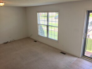 1040 Middle View Dr in Forest, VA - Building Photo - Building Photo