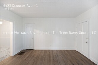 6423 Kennedy Ave in Cincinnati, OH - Building Photo - Building Photo