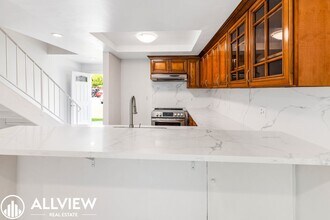 631 S Fairview St in Santa Ana, CA - Building Photo - Building Photo