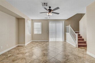 494 Groft Way in Henderson, NV - Building Photo - Building Photo