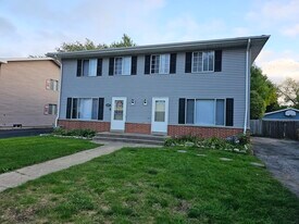 1607 87th Pl, Unit 1607 in Kenosha, WI - Building Photo