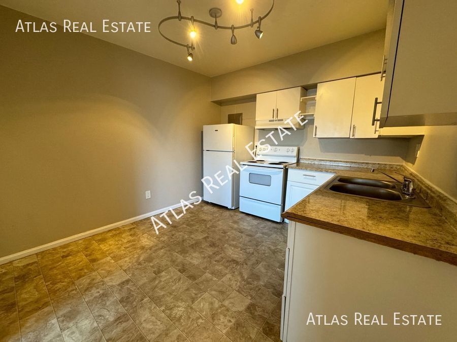 3665 Michigan Ave-Unit -3 in Colorado Springs, CO - Building Photo