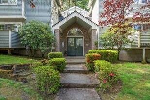 Cedar Town Home Condominiums Apartments