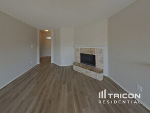 1106 Sage Brush Tr in Midlothian, TX - Foto de edificio - Building Photo