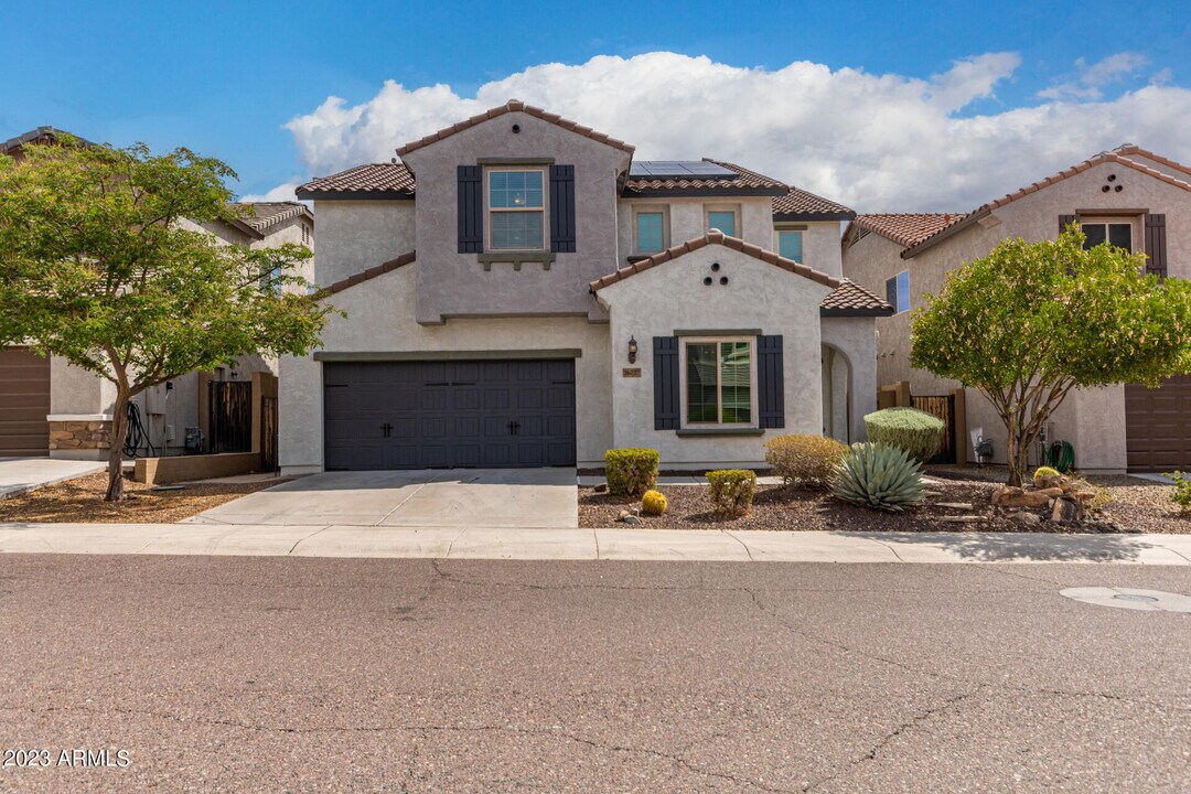 26727 N 14th Ln in Phoenix, AZ - Building Photo