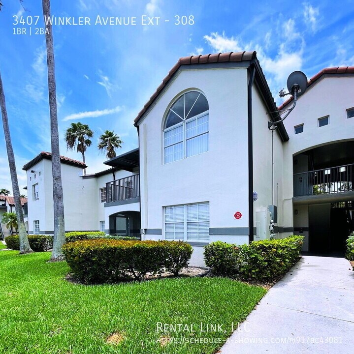 3407 Winkler Ave Ext in Ft. Myers, FL - Building Photo