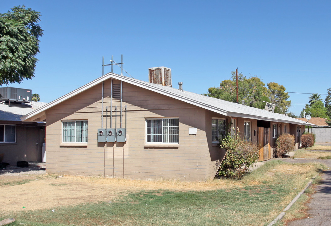 3110-3122 E Hubbell St in Phoenix, AZ - Building Photo