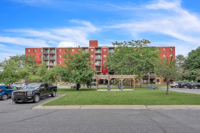 property at 485-485 Canatara Ct