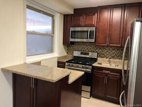 97-10 62nd Dr in Queens, NY - Building Photo - Building Photo