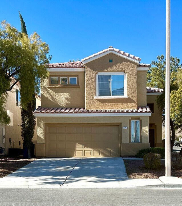 2245 Juniper Berry Dr in Las Vegas, NV - Building Photo
