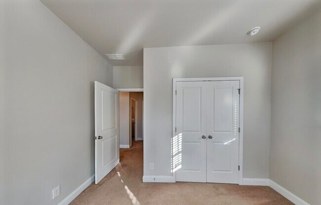 947 Shy Ln in Marietta, GA - Building Photo - Building Photo