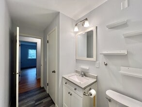 2203 Frontier Rd in Janesville, WI - Building Photo - Building Photo