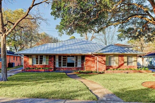 property at 4118 Drummond St