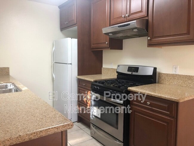 property at 338 E 83rd St