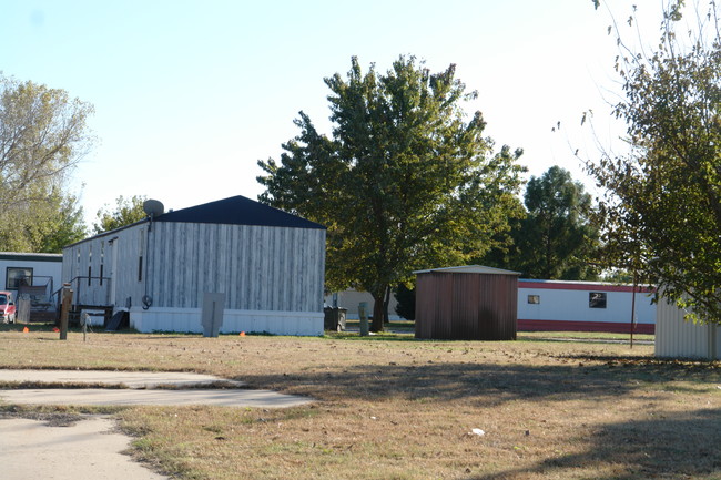 Riverside in Wichita, KS - Building Photo - Building Photo