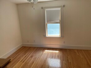 24 Gold Star Rd, Unit 1 in Cambridge, MA - Foto de edificio - Building Photo