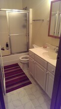 916 Kellogg Ave, Unit 2 Bedroom in Ames, IA - Foto de edificio - Building Photo