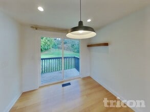 2990 Pickering Pl NE in Bremerton, WA - Building Photo - Building Photo