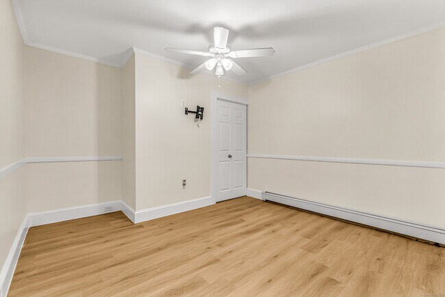 property at 154 Temple St