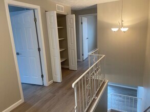 74 Willowick Dr in Fairport, NY - Building Photo - Building Photo