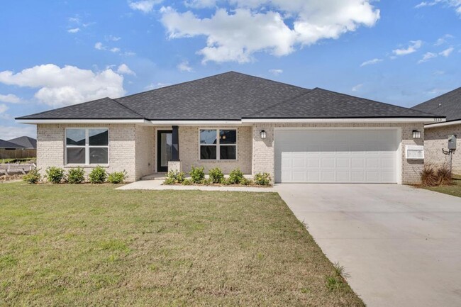 property at 3840 Redbud Wy