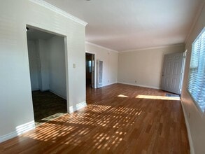 11162 Culver Blvd, Unit 1 in Culver City, CA - Foto de edificio - Building Photo