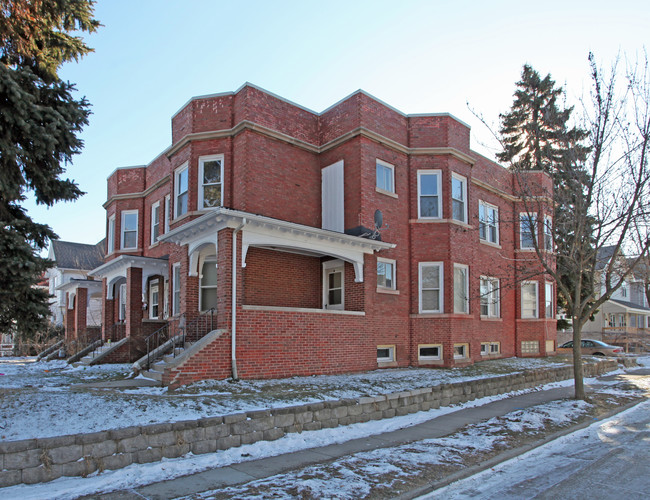 1819 60th St in Kenosha, WI - Foto de edificio - Building Photo