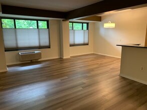 3601 Wisconsin Ave NW, Unit 103 in Washington, DC - Foto de edificio - Building Photo