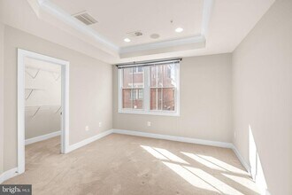 4458 MacArthur Blvd NW in Washington, DC - Building Photo - Building Photo