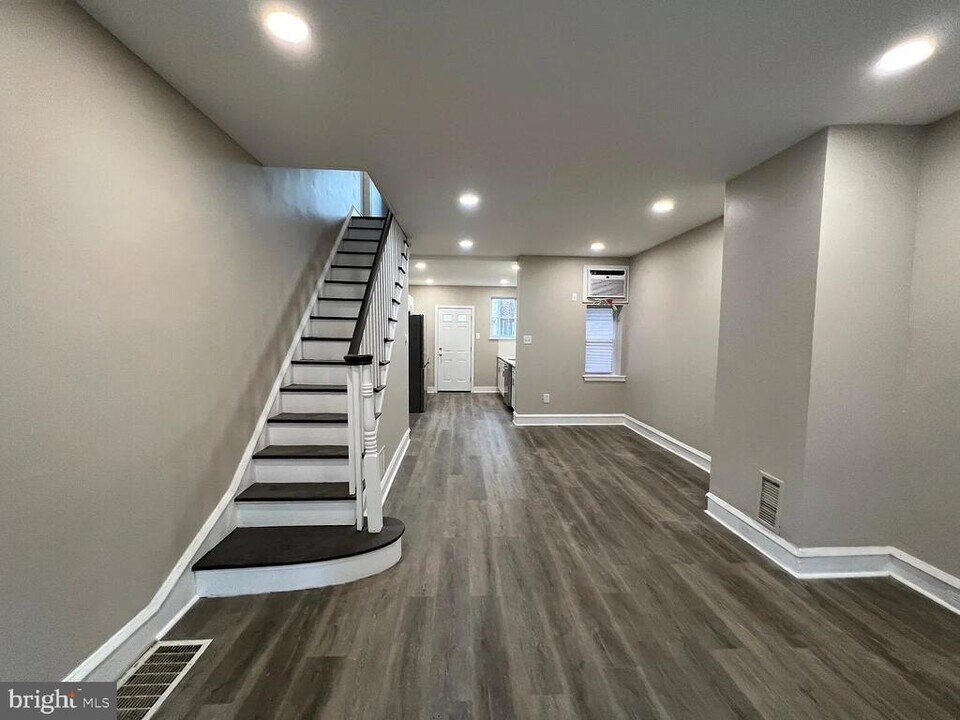 1407 S Etting St in Philadelphia, PA - Building Photo