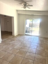 1335 Warrington Wy in Tampa, FL - Building Photo - Building Photo