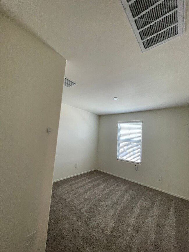 property at 10677 W Harrigan Dr
